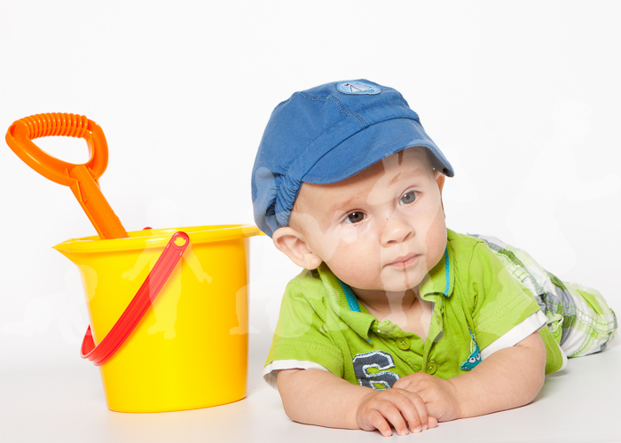 Ersteller 103, Kinderschritte, Sommer Ersteller 103, Kinderschritte, Sommer