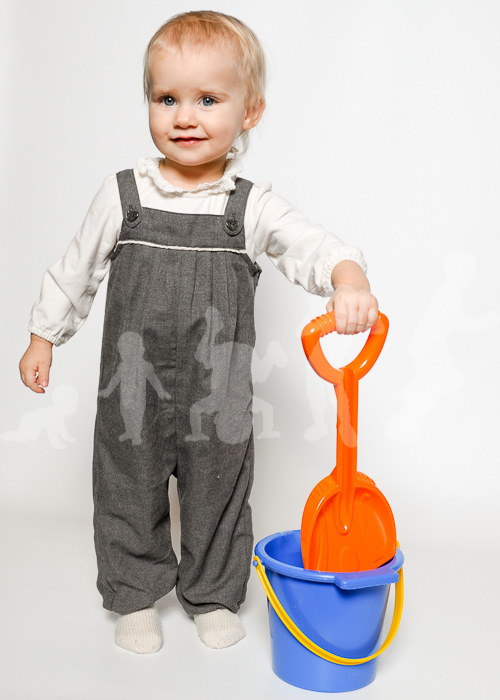 Ersteller 106, Kinderschritte, Sommer Ersteller 106, Kinderschritte, Sommer